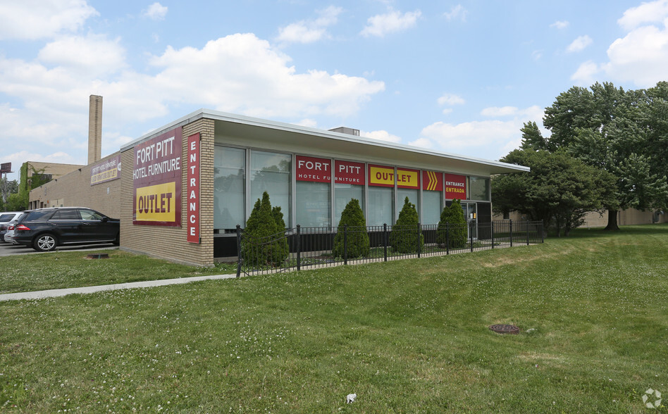 5150 W Roosevelt Rd, Chicago, IL for sale - Building Photo - Image 1 of 1