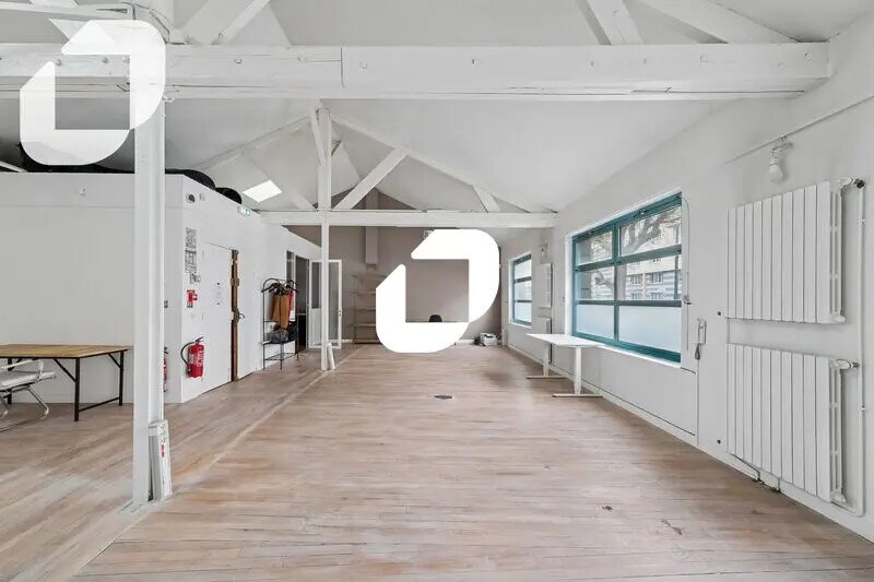 Office in Saint-Ouen-sur-Seine to rent - Interior Photo - Image 3 of 7