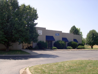 More details for 713 N Lindenwood Dr, Olathe, KS - Light Industrial for Rent