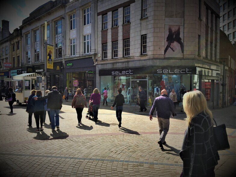 56 Dudley St, Wolverhampton for sale - Building Photo - Image 1 of 1