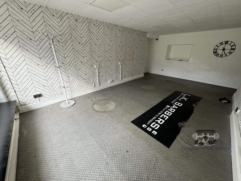 75 Dunraven St, Tonypandy to rent - Interior Photo - Image 3 of 4