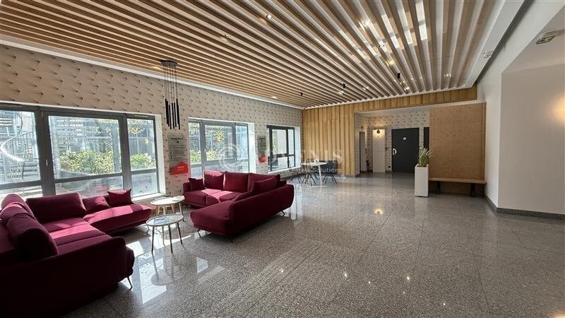 Office in Lognes to rent Lobby- Image 1 of 9