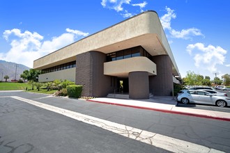 340 S Farrell Dr, Palm Springs, CA for rent Building Photo- Image 1 of 24