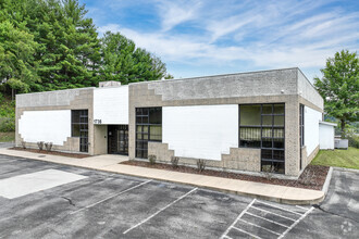 1736 N Eastman Rd, Kingsport, TN for sale Building Photo- Image 1 of 30