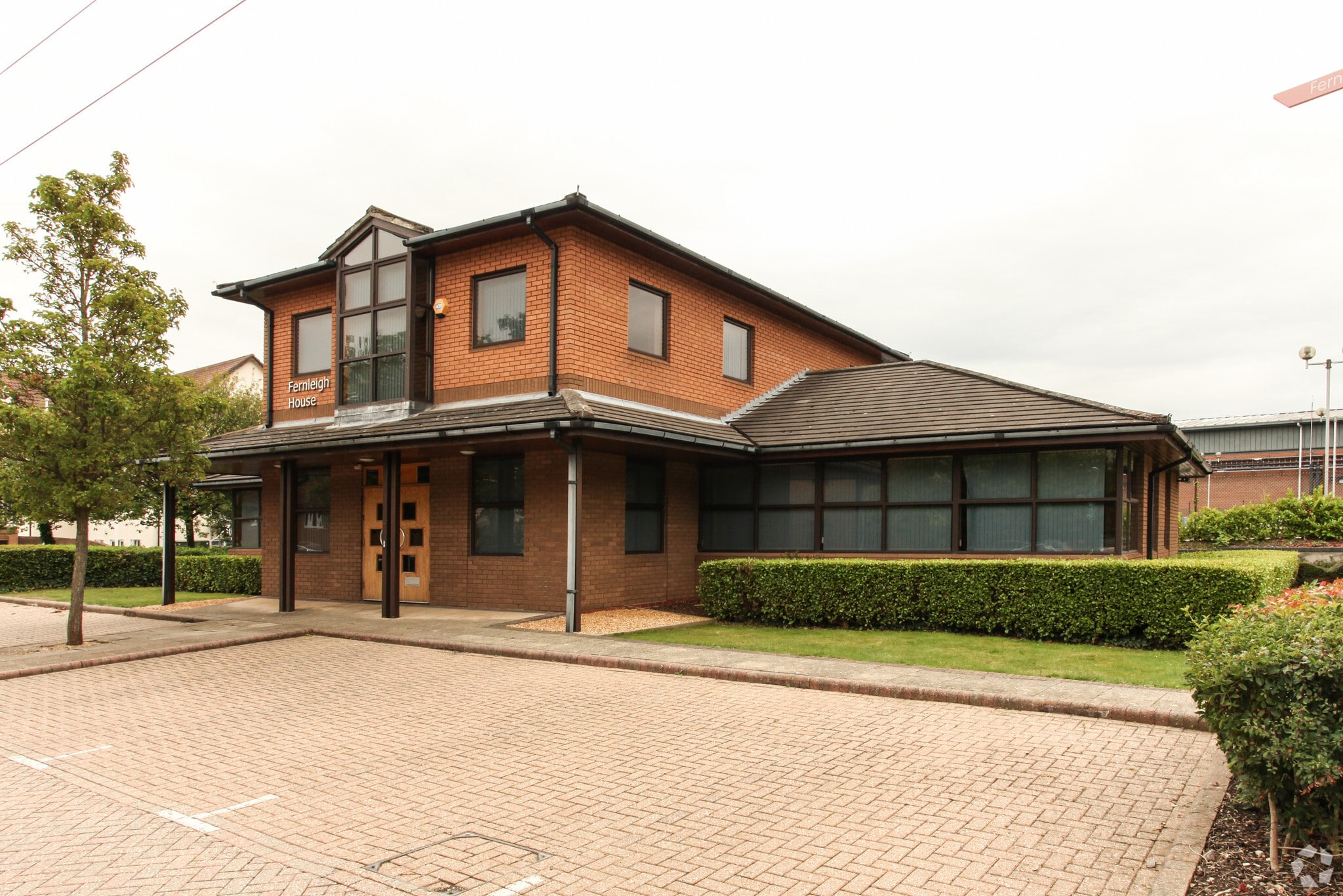 Woodlands Ln, Bradley Stoke to rent Primary Photo- Image 1 of 3