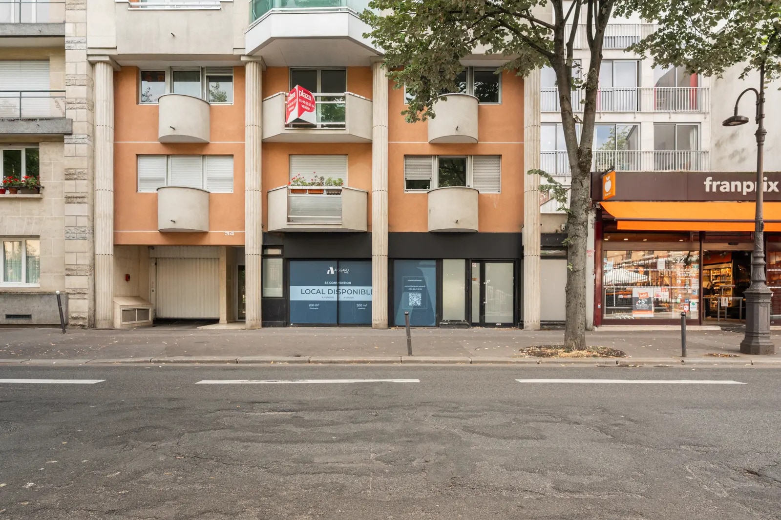 Build-to-Rent in Paris for sale Building Photo- Image 1 of 17