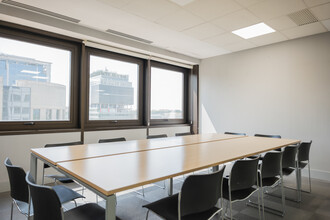 Calle del Ombú, 3, Madrid, Madrid to rent Interior Photo- Image 1 of 17