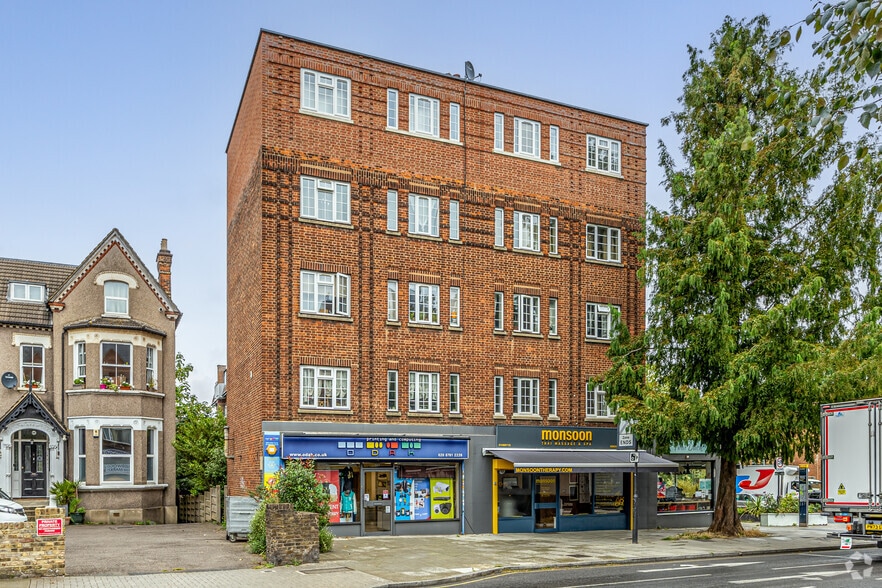 457 Norwood Rd, London to rent - Primary Photo - Image 1 of 3