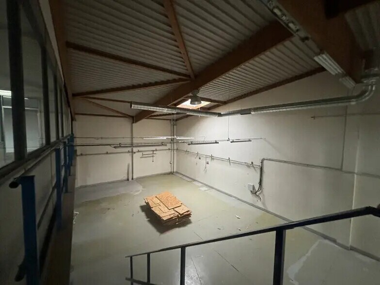 31 Rue Wilson, Décines-Charpieu to rent - Interior Photo - Image 3 of 13