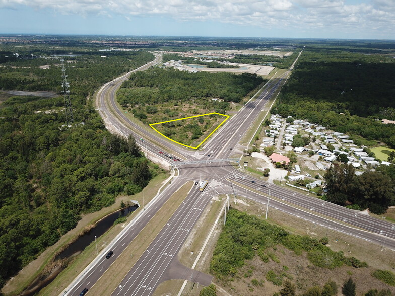 S Tamiami Trl, Venice, FL for rent - Primary Photo - Image 1 of 5