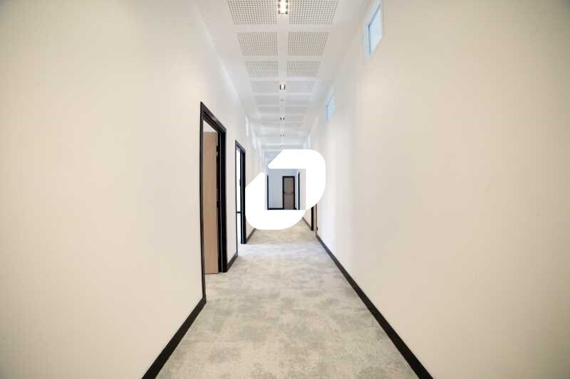 Office in Malakoff to rent - Building Photo - Image 2 of 18
