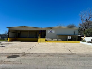 More details for 210 Gravel St, Seguin, TX - Industrial for Rent