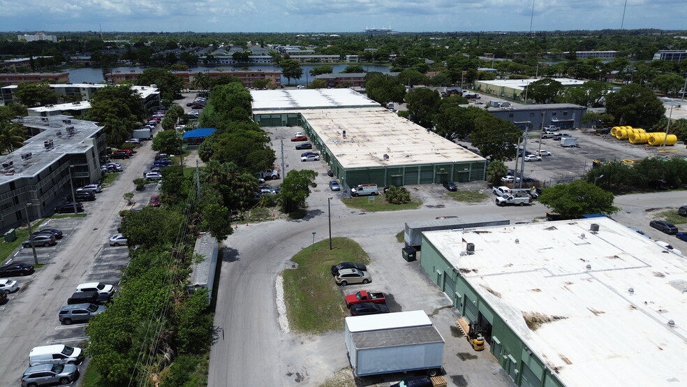 18950 NE 4th Ct, Miami, FL for rent - Aerial - Image 3 of 4