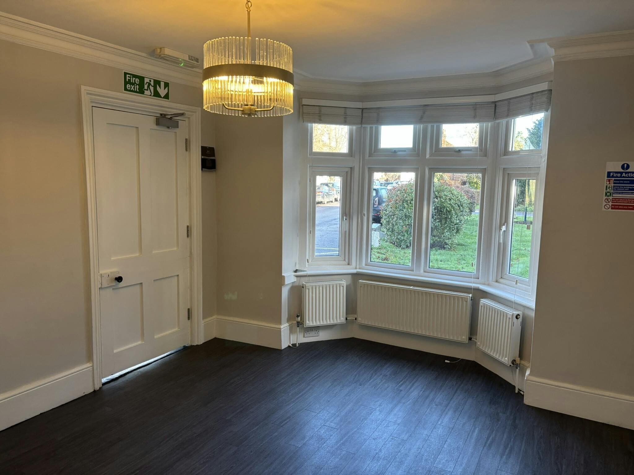 Cookham, Maidenhead to rent Building Photo- Image 1 of 11