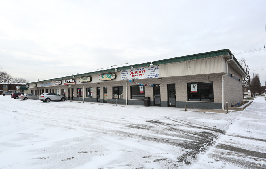 1100-1200 Broadway, Gary, IN for rent - Primary Photo - Image 3 of 5