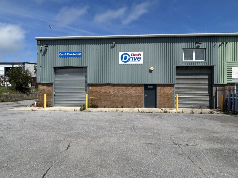 Kingsmill Rd, Saltash to rent - Building Photo - Image 3 of 5