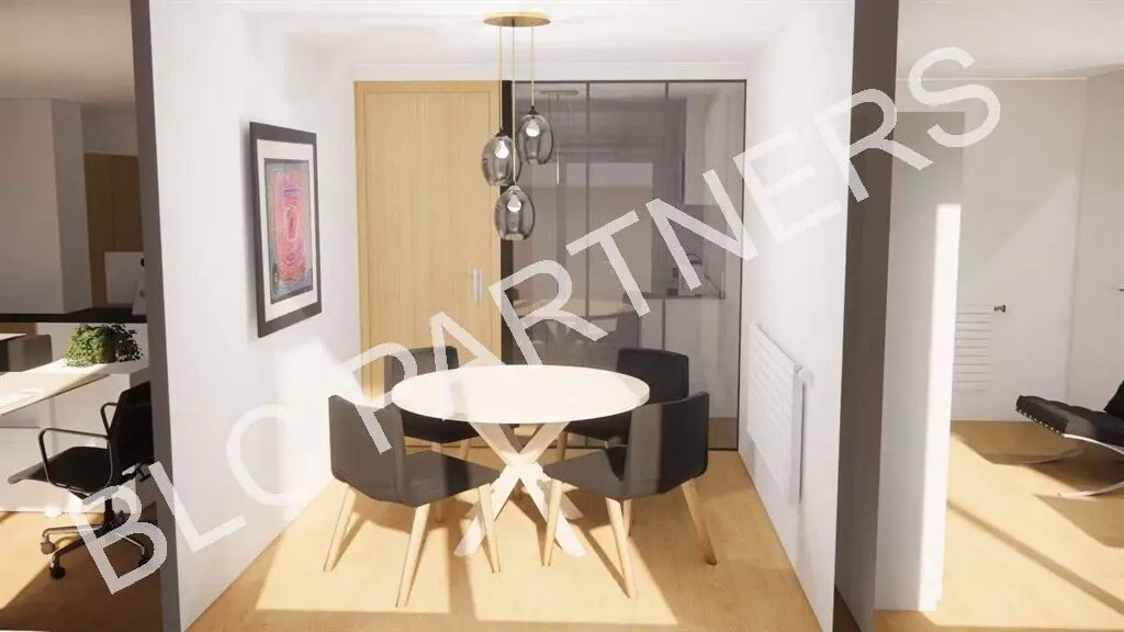 Office in Clichy for sale Interior Photo- Image 1 of 5