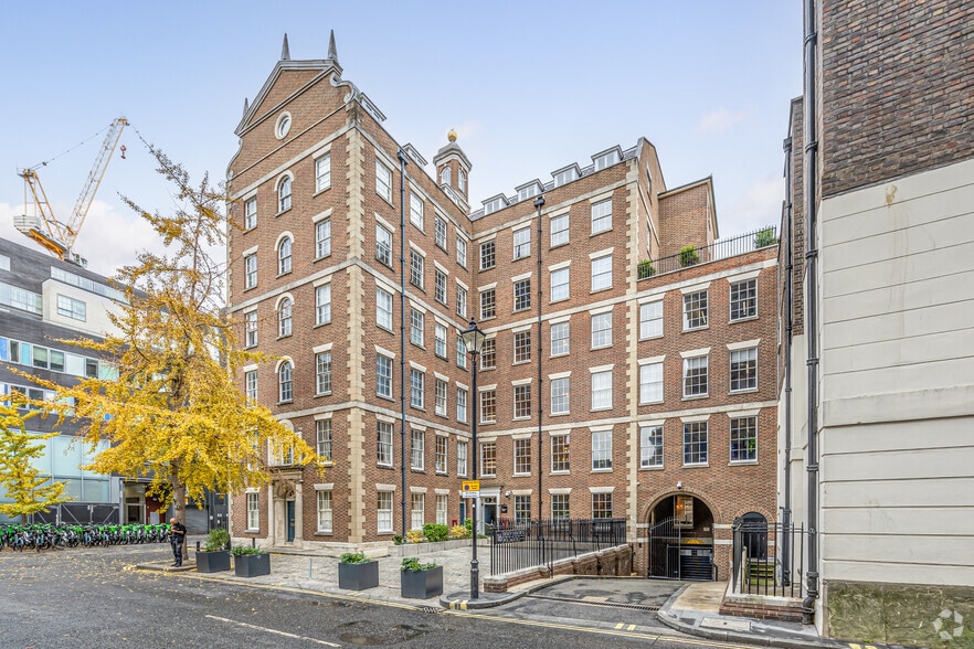 14A-16A Dufours Pl, London to rent - Primary Photo - Image 2 of 14