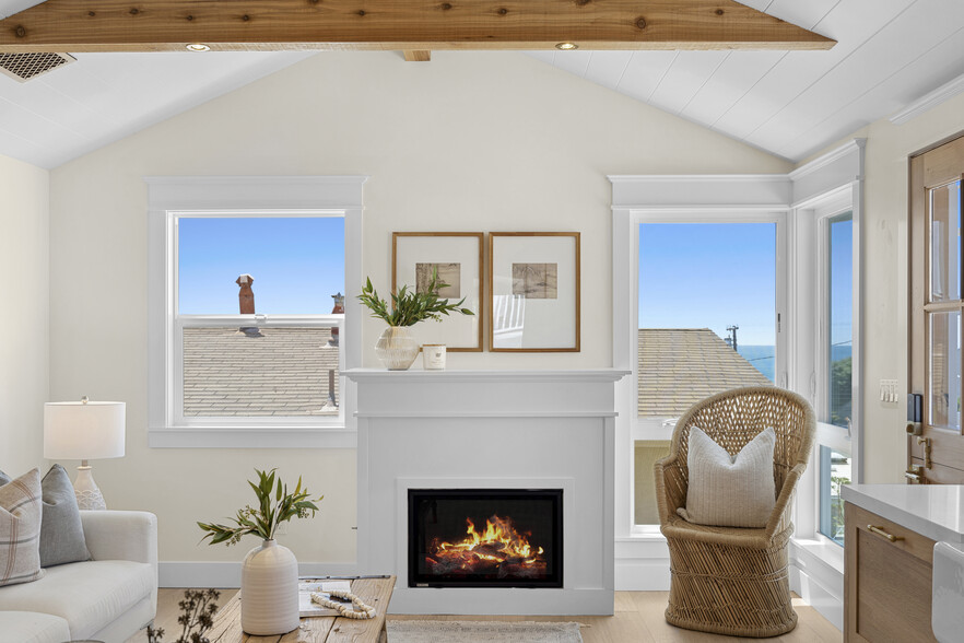 31729 Fairview Rd, Laguna Beach, CA for sale - Interior Photo - Image 3 of 13