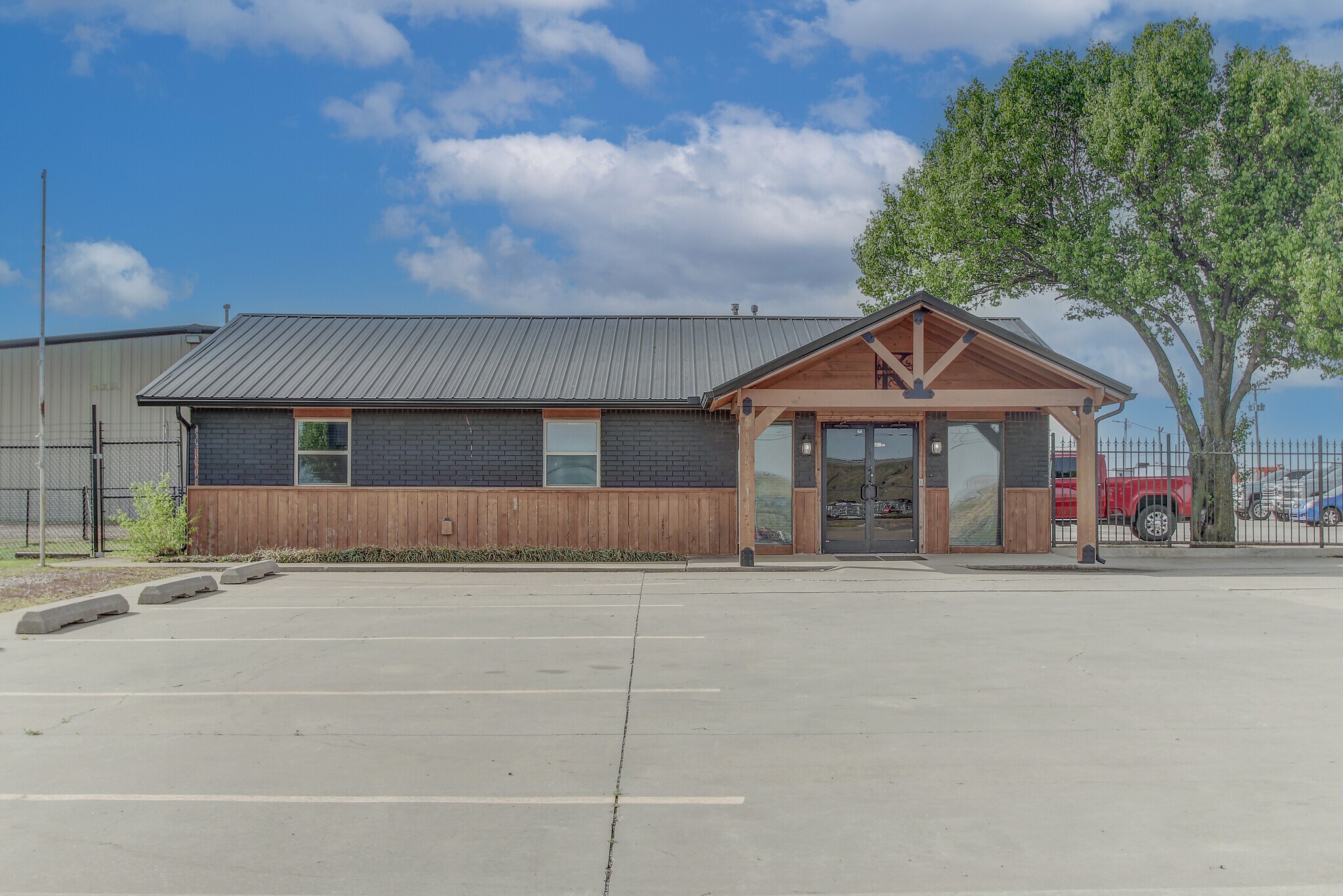 6532 SW 44th St, Oklahoma City, OK for sale Building Photo- Image 1 of 1