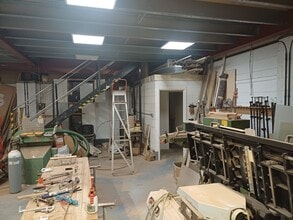 13A-13D Old Bridge Way, Shefford to rent Interior Photo- Image 2 of 5