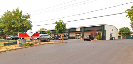 784 S Bertelsen Rd, Eugene, OR for rent Building Photo- Image 1 of 5