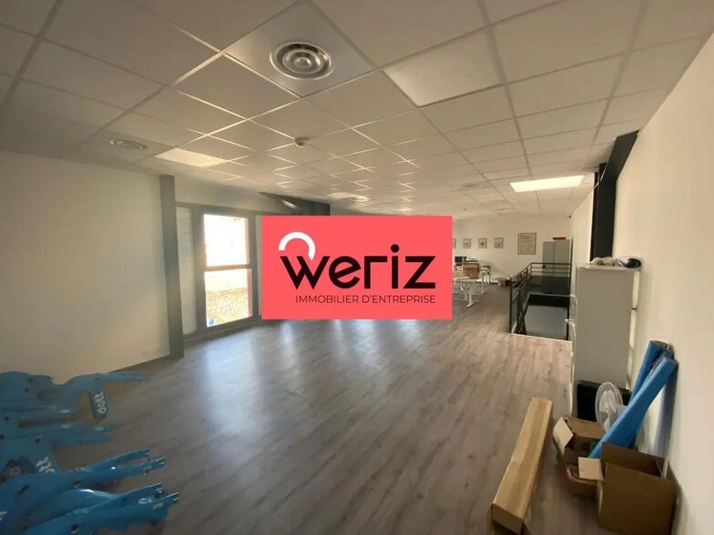 Office in Marseille to rent - Building Photo - Image 3 of 8