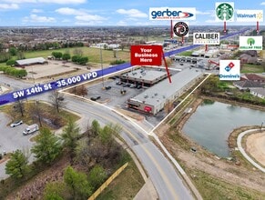 2500-2502 SW 14th St, Bentonville, AR for rent Building Photo- Image 2 of 9