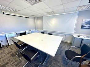 Palmerston Rd, Barry to rent Interior Photo- Image 1 of 10