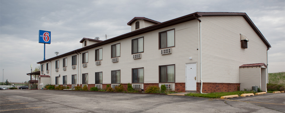 2228 U Ave, Williamsburg, IA for sale - Building Photo - Image 1 of 1