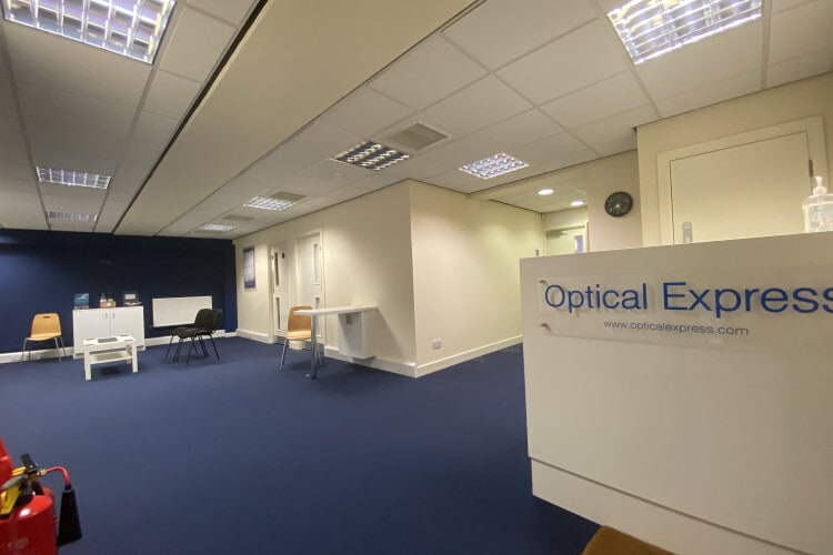 20-22 Frenchgate, Doncaster to rent Interior Photo- Image 1 of 3