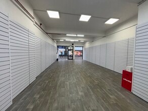 82-84 Dockhead St, Saltcoats to rent Interior Photo- Image 1 of 1