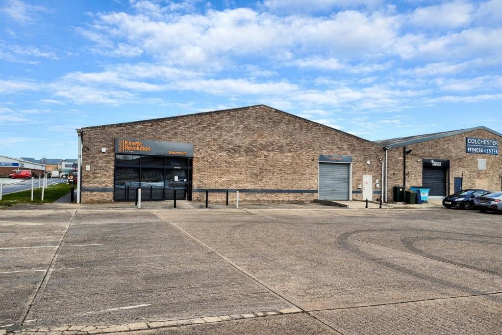 Peartree Rd, Stanway to rent Building Photo- Image 1 of 6