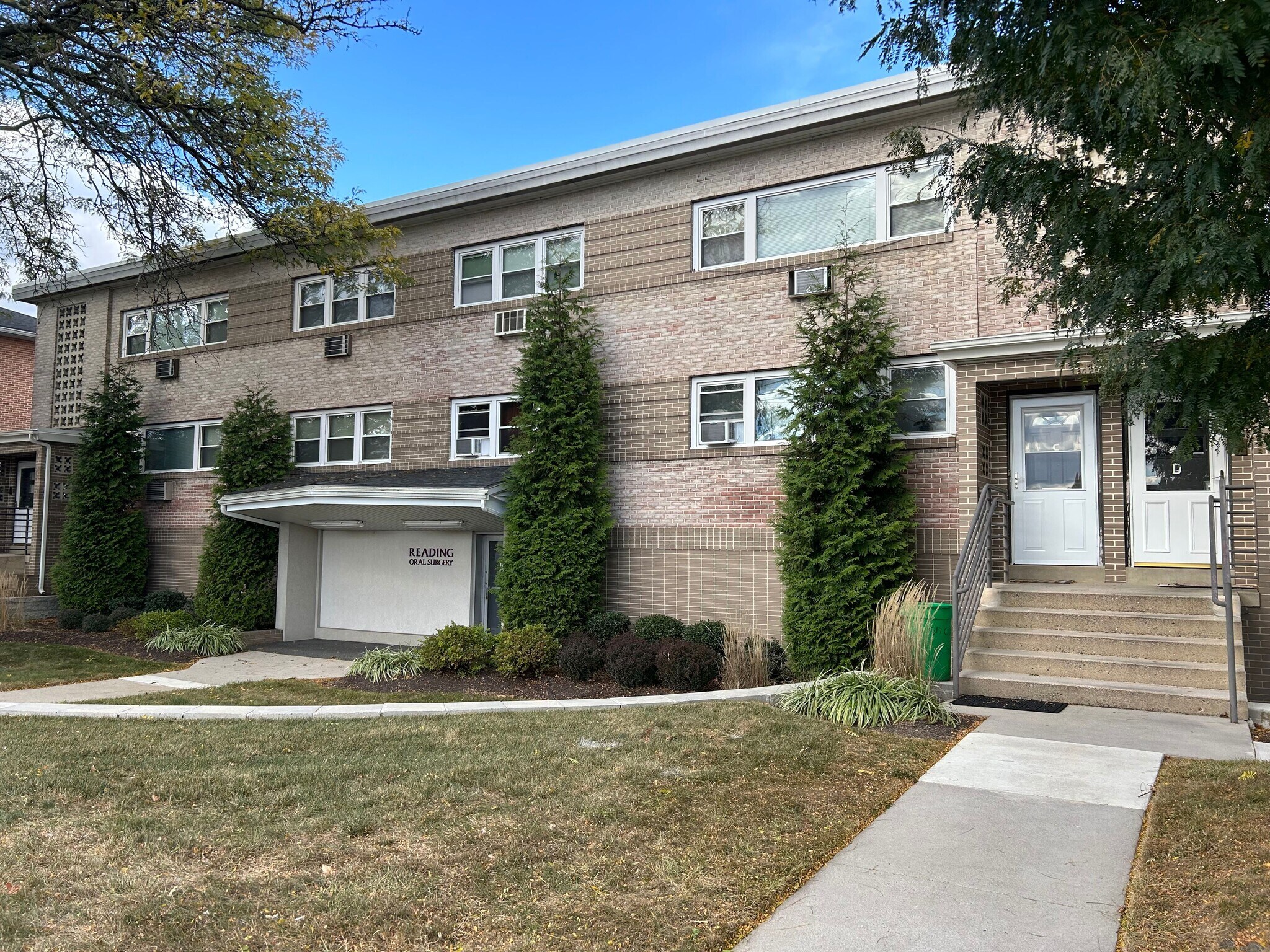 517 E Lancaster Ave, Shillington, PA to rent Building Photo- Image 1 of 15