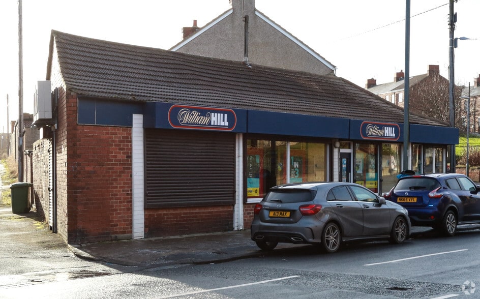1-4 Blackhills Rd, Peterlee for sale - Building Photo - Image 3 of 4