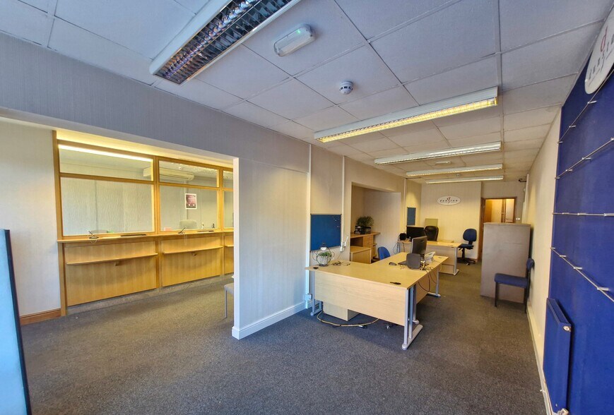 32-40 Church St, Conisbrough to rent - Building Photo - Image 3 of 6