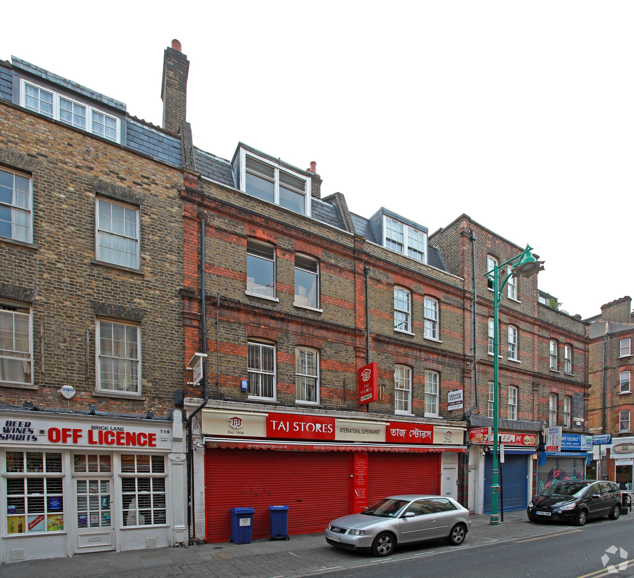 112 & 114 Brick Ln, London to rent Primary Photo- Image 1 of 3