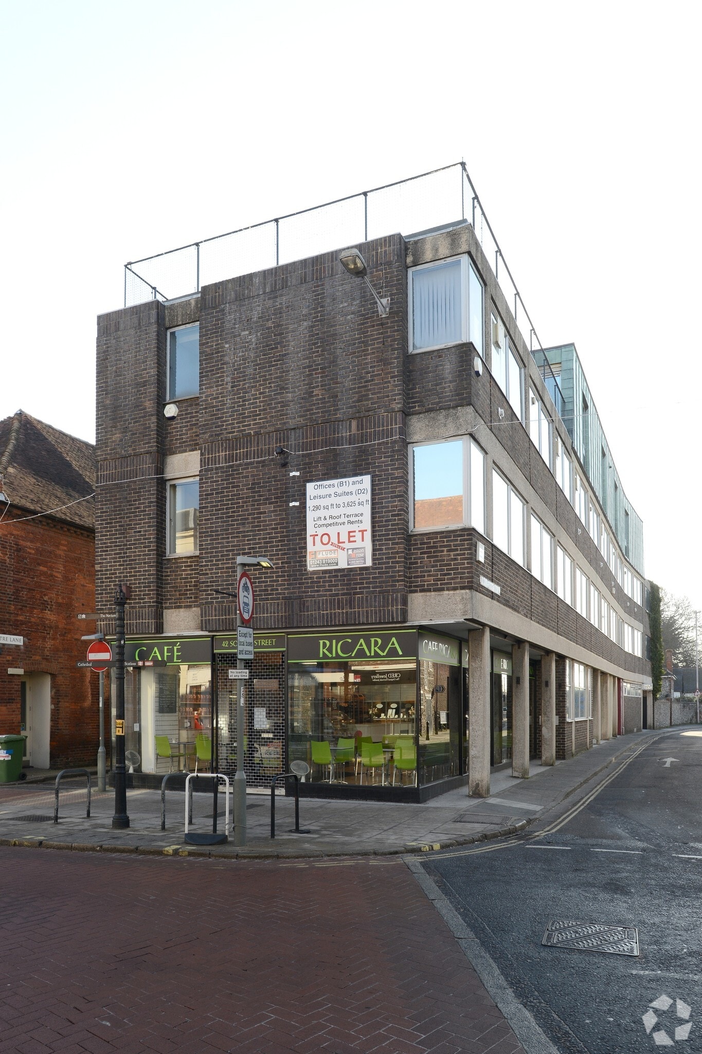 42 South Street And 1 Old Market Avenue portfolio of 2 properties for sale on LoopNet.co.uk Primary Photo- Image 1 of 3