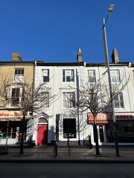 78-80 Prince Of Wales Rd, Norwich to rent - Building Photo - Image 1 of 2