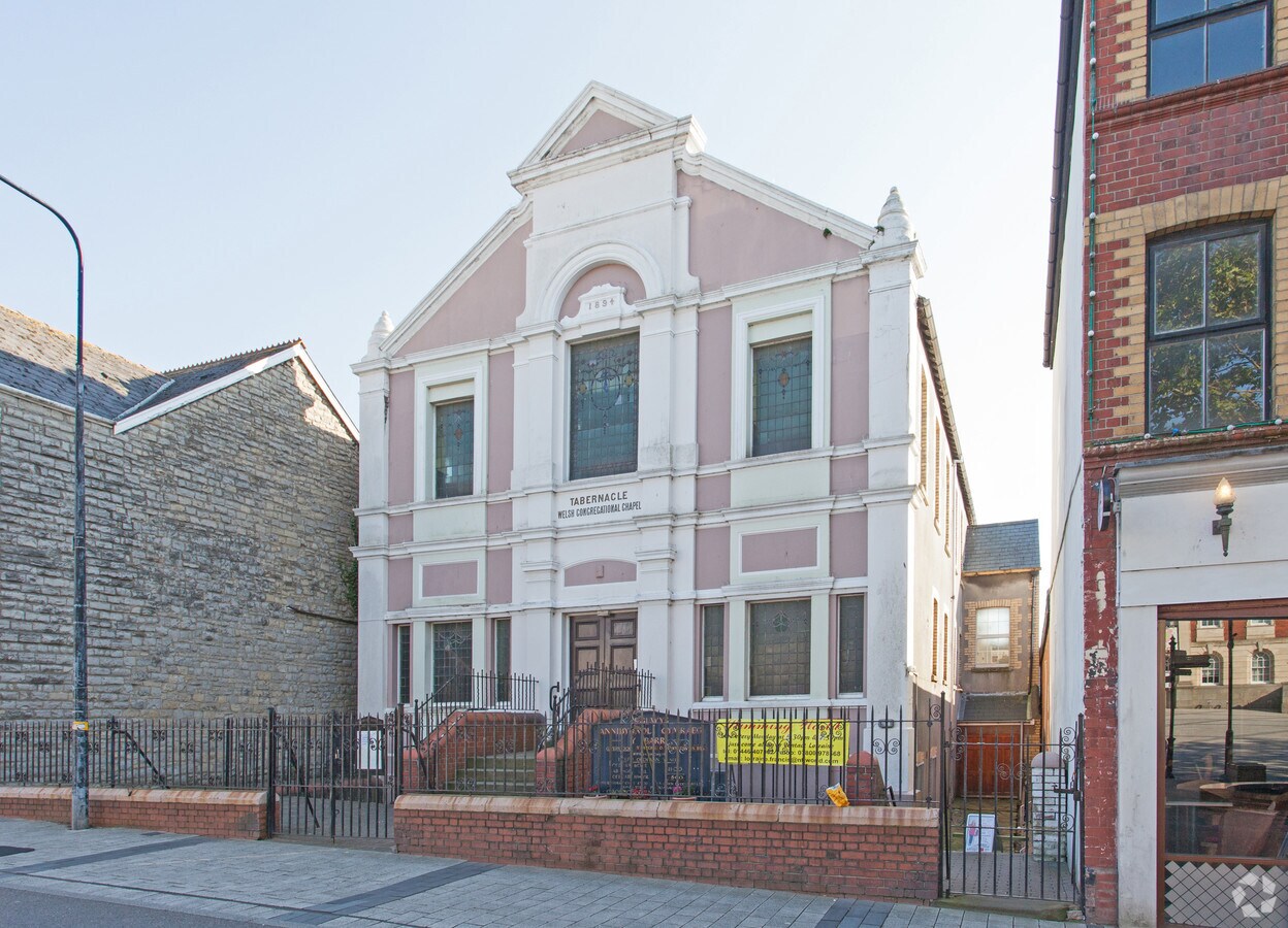 Holton Rd, Barry, CF63 4HH UK