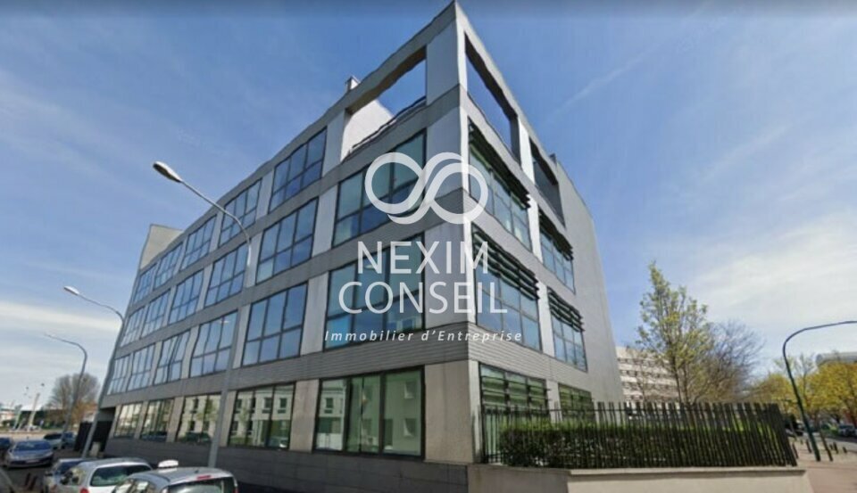 Office in Asnières-sur-Seine to rent Building Photo- Image 1 of 13