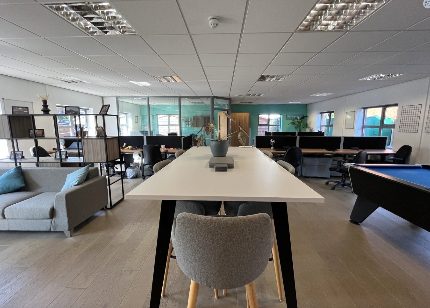 1 Ogden St, Manchester to rent Interior Photo- Image 1 of 6