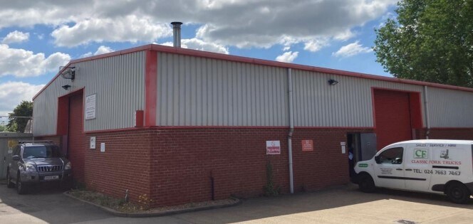 17 Lythalls Ln, Coventry for sale Primary Photo- Image 1 of 1