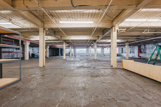 236-276 Greenpoint Ave, Brooklyn, NY for rent Interior Photo- Image 1 of 6