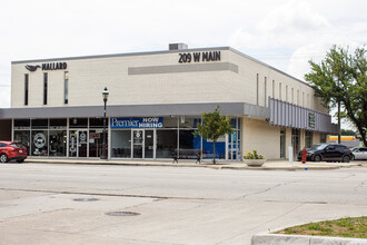 209 W Main St, Grand Prairie, TX for sale Building Photo- Image 1 of 7