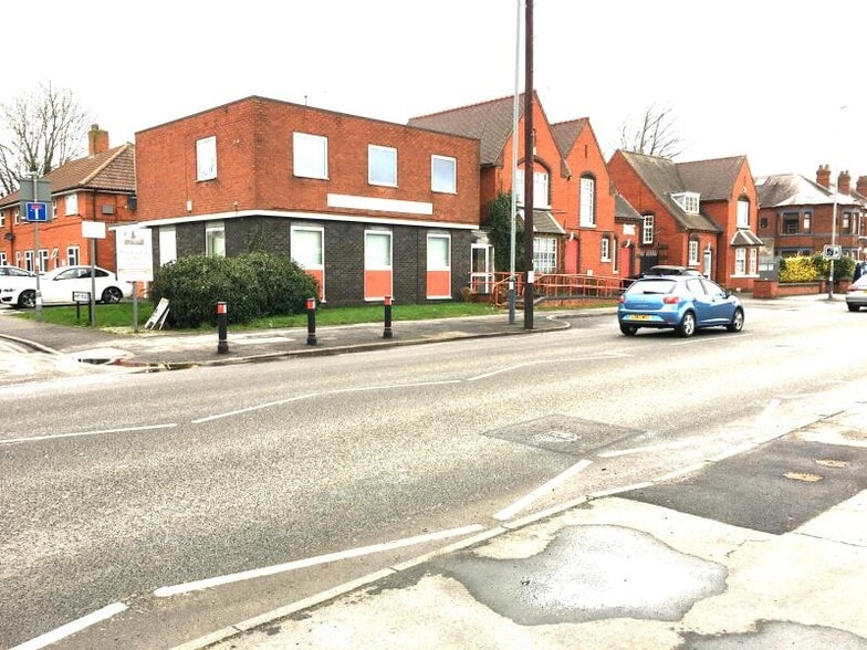 46 Leicester Rd, Bedworth for sale - Primary Photo - Image 1 of 3