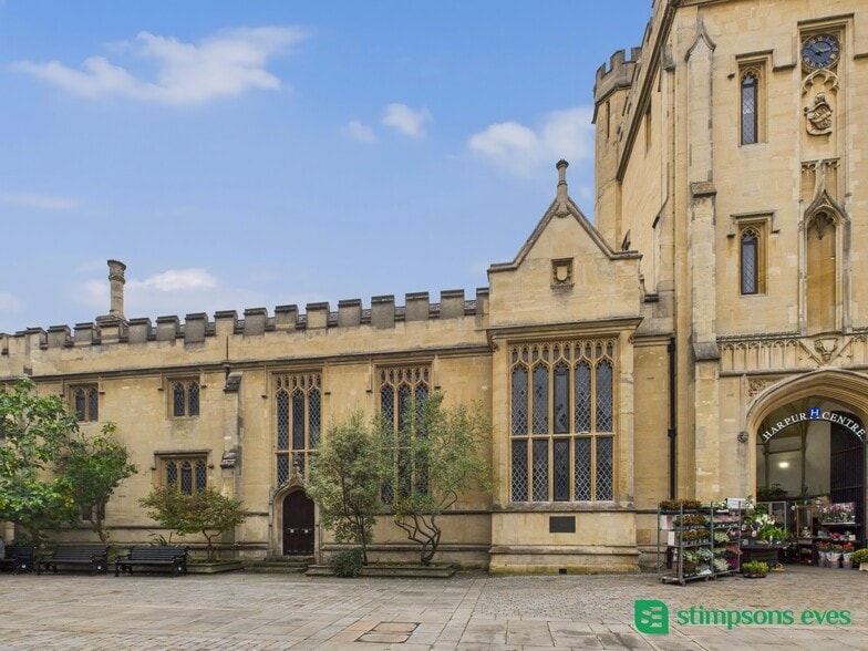 Horne Ln, Bedford to rent - Building Photo - Image 3 of 33