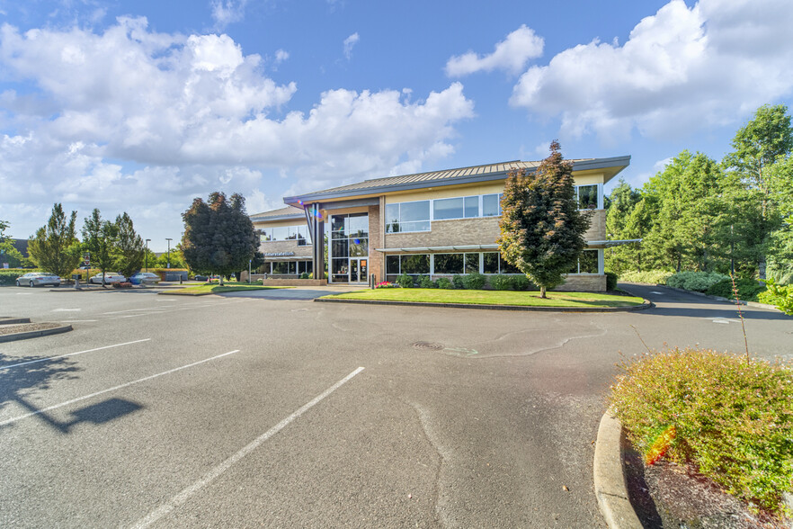 520 Hawthorne Ave SE, Salem, OR for rent - Building Photo - Image 3 of 9