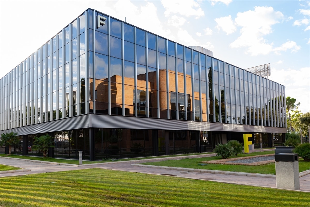 Calle Sierra de Guadarrama, 3, San Fernando de Henares, Madrid to rent Primary Photo- Image 1 of 3