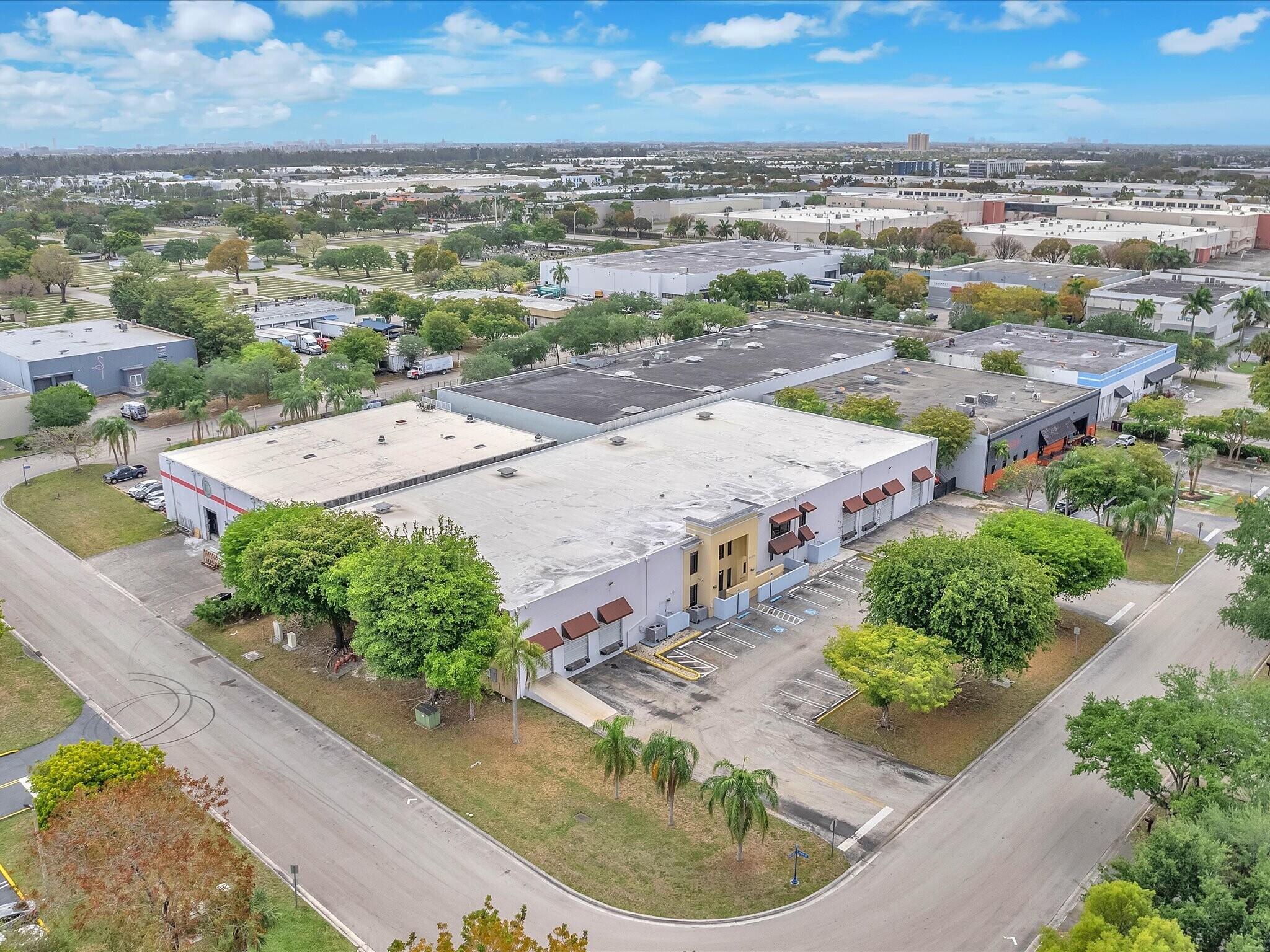 2797 NW 105th Ave, Miami, FL for sale Building Photo- Image 1 of 1